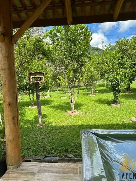 Chácara à venda com 3 quartos, 2500m² - Foto 7