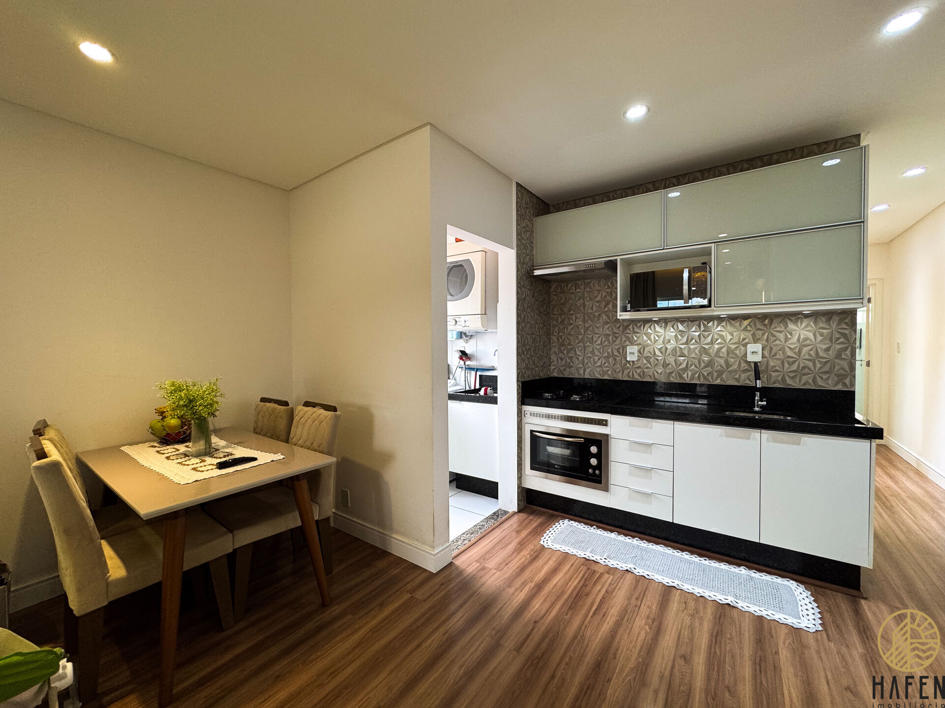 Apartamento à venda com 2 quartos, 55m² - Foto 4