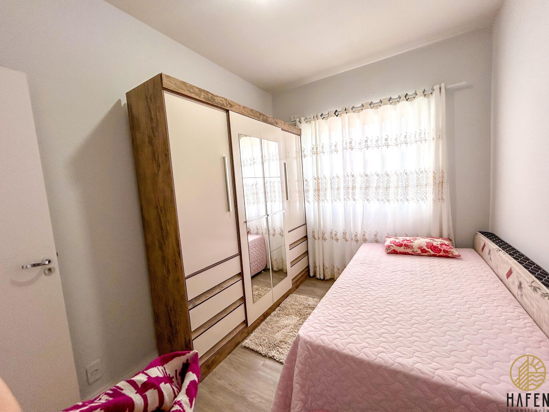 Apartamento à venda com 2 quartos, 55m² - Foto 11