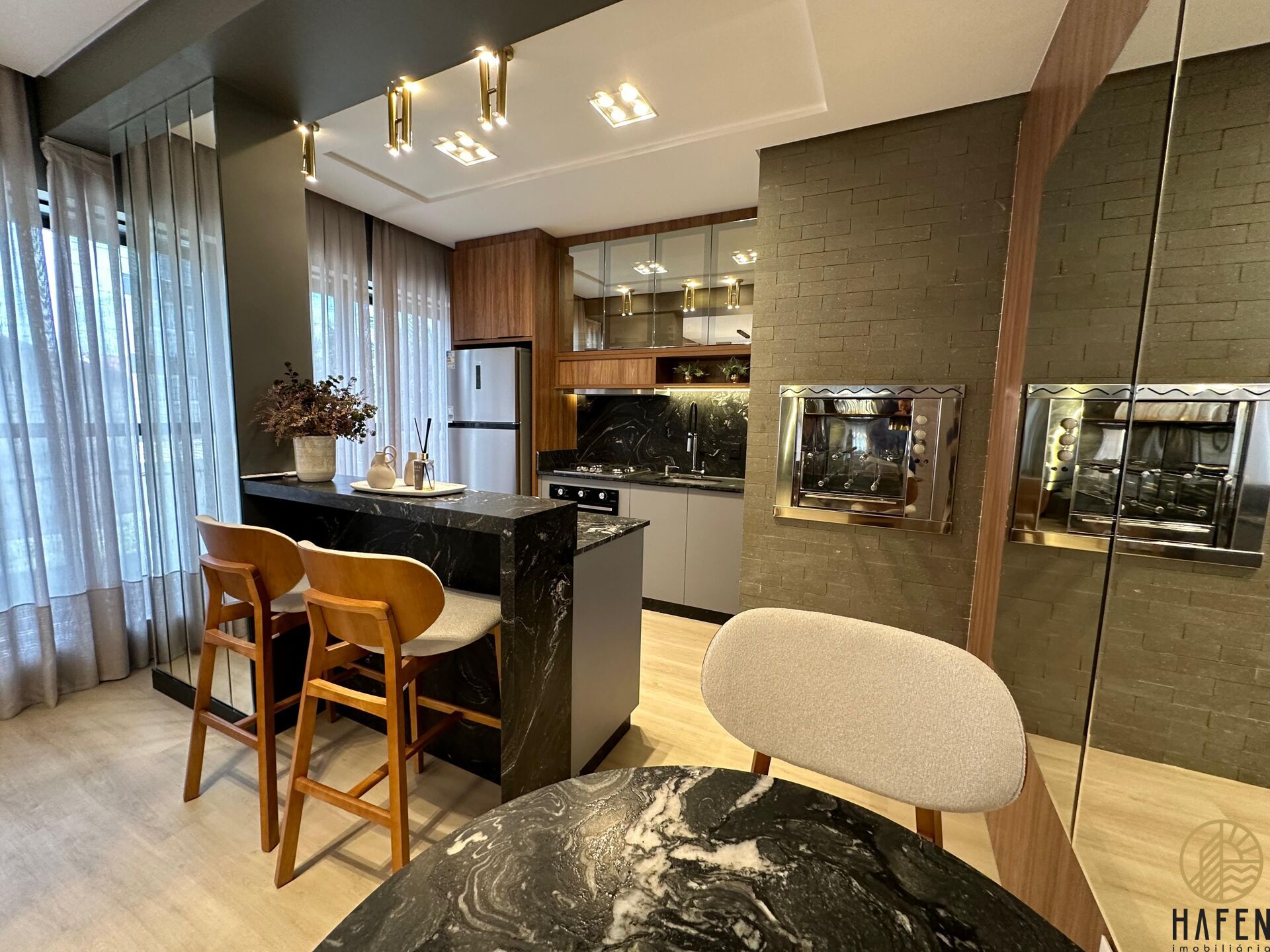 Apartamento à venda com 3 quartos, 103m² - Foto 19