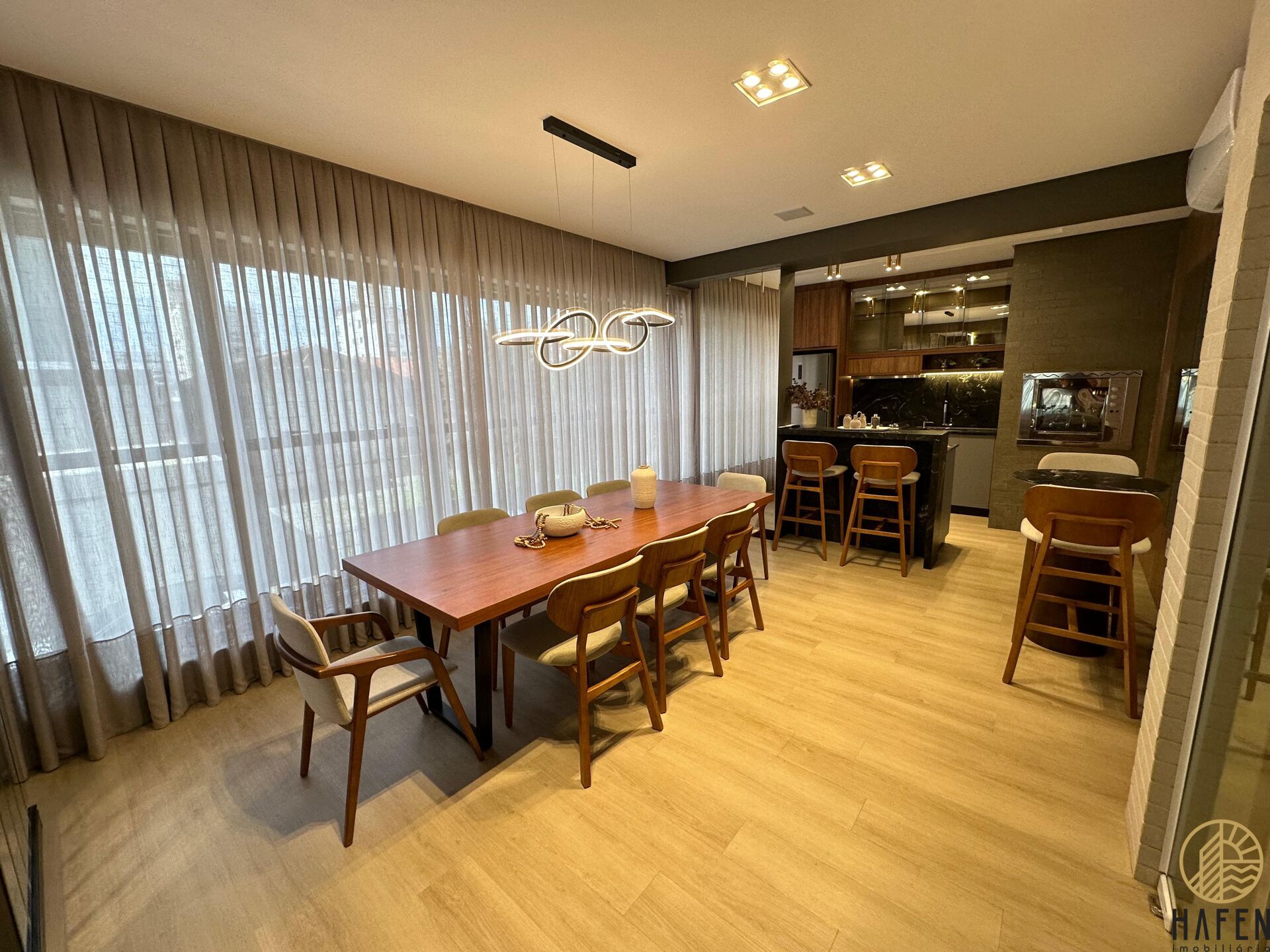 Apartamento à venda com 3 quartos, 103m² - Foto 18
