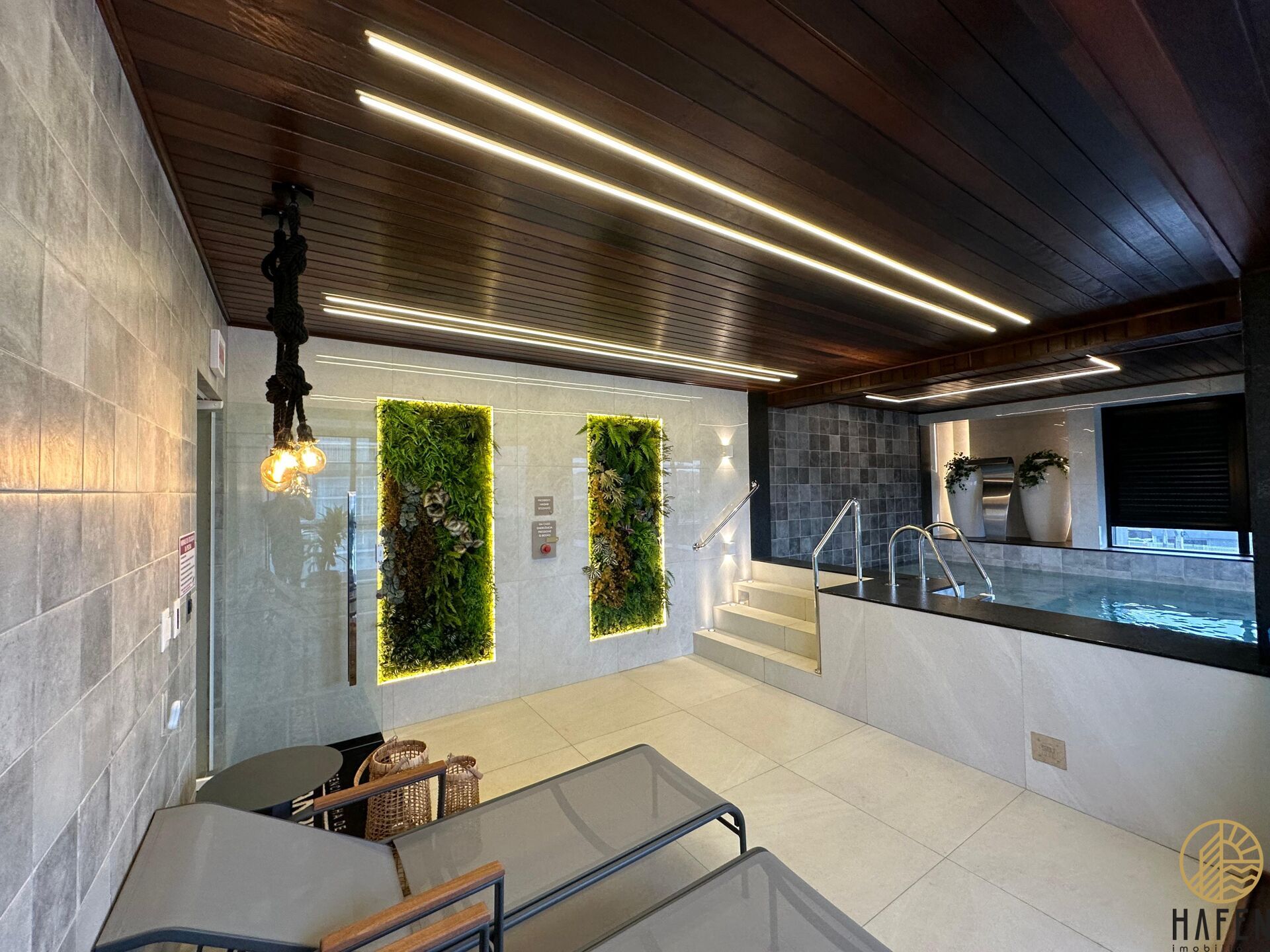 Apartamento à venda com 3 quartos, 103m² - Foto 9