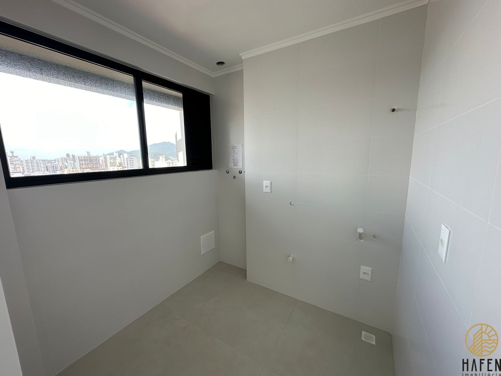 Apartamento à venda com 3 quartos, 103m² - Foto 32