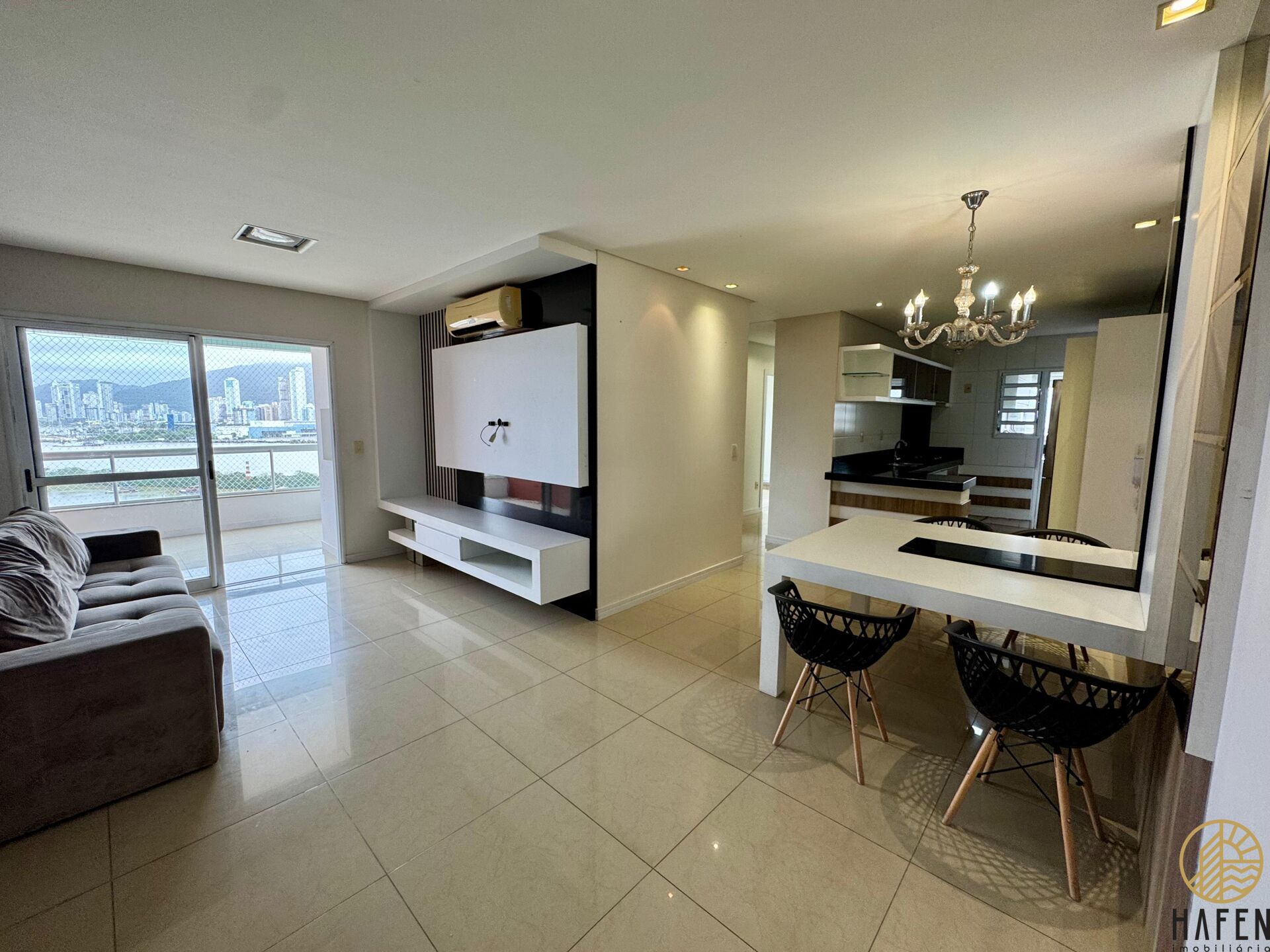 Apartamento para alugar com 3 quartos, 120m² - Foto 5