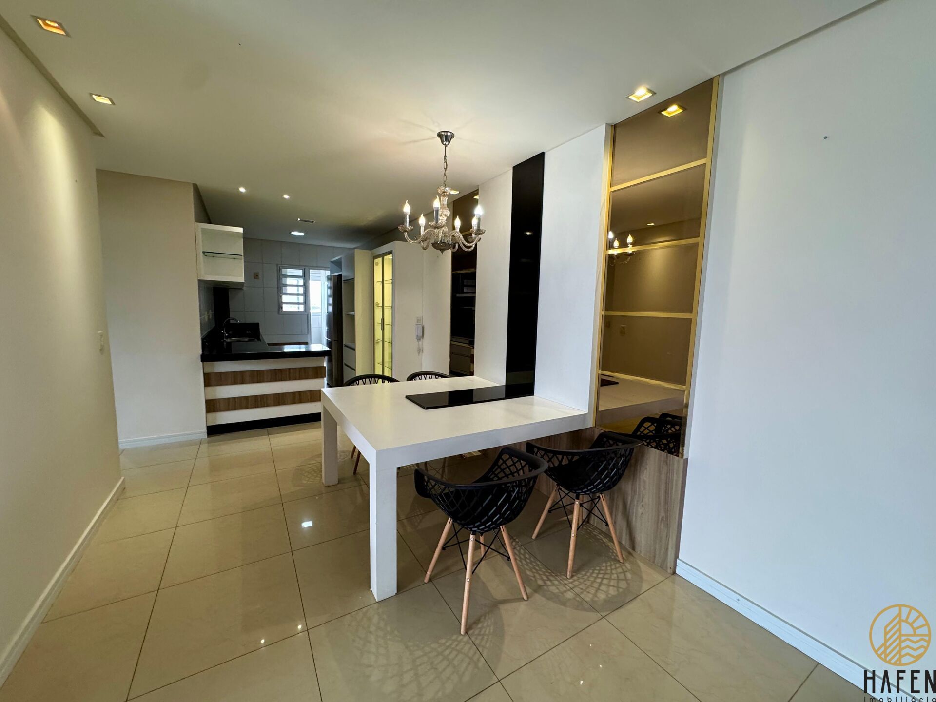 Apartamento para alugar com 3 quartos, 120m² - Foto 3