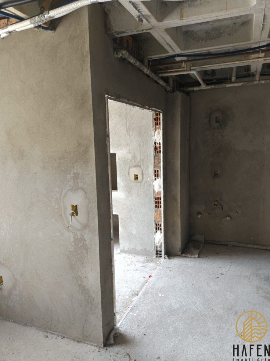 Apartamento à venda com 1 quarto, 45m² - Foto 9