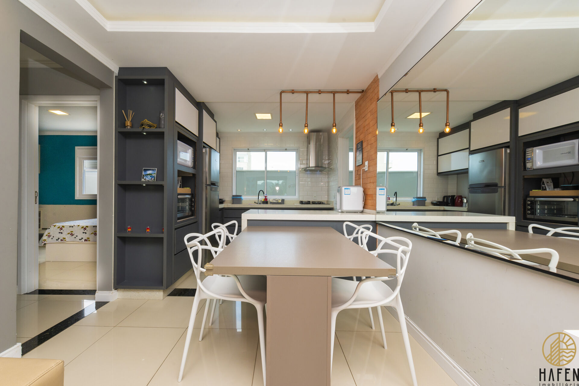 Apartamento à venda com 2 quartos, 91m² - Foto 2
