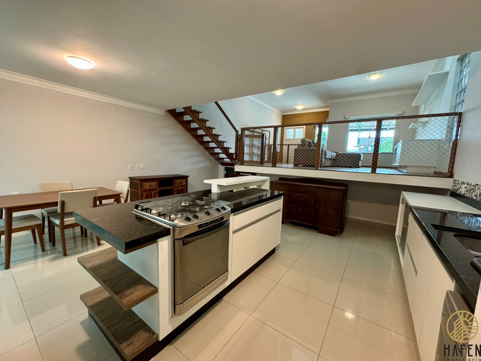 Casa para alugar com 3 quartos, 170m² - Foto 10