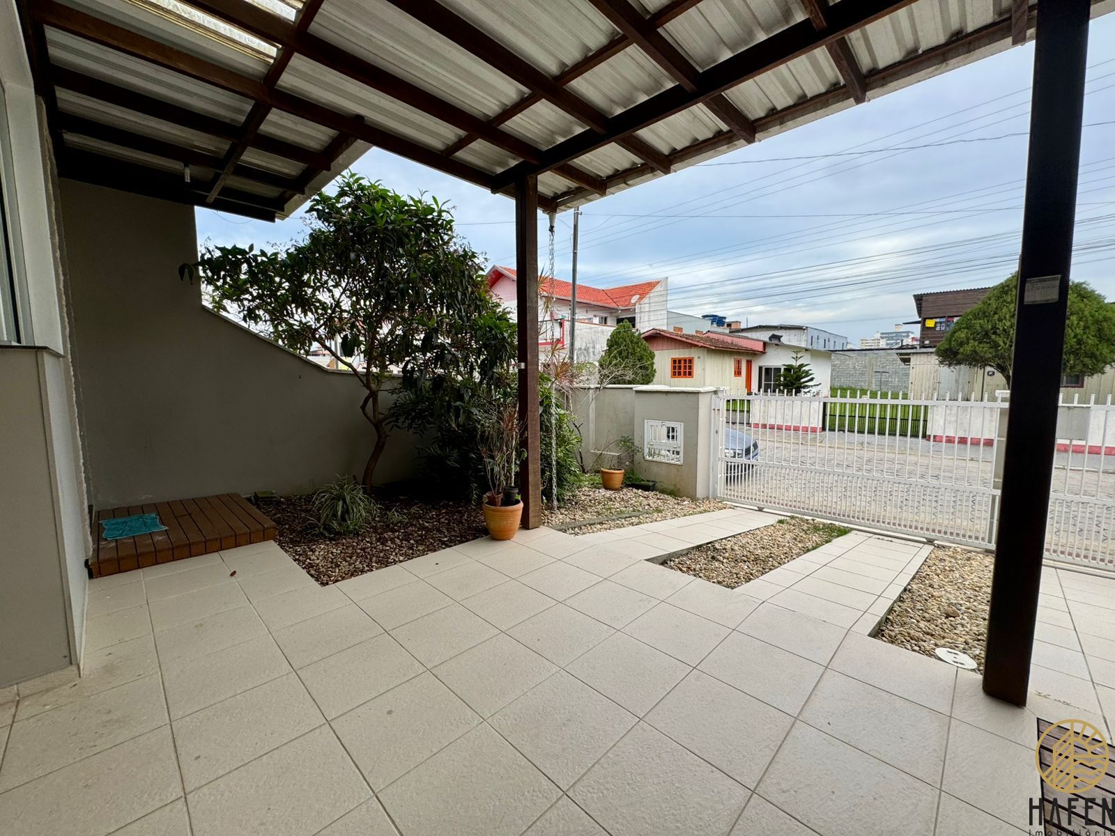 Casa para alugar com 3 quartos, 170m² - Foto 4