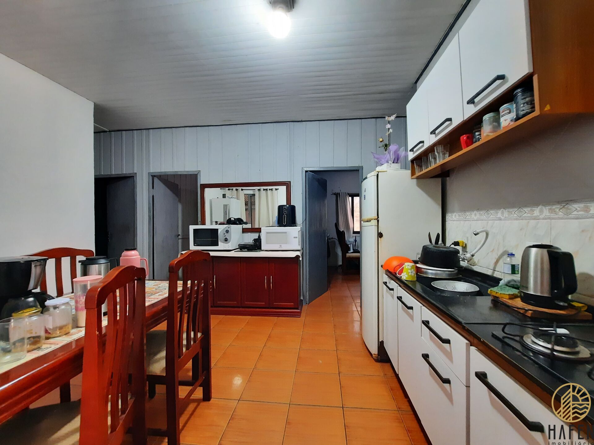 Casa à venda com 4 quartos, 114m² - Foto 3