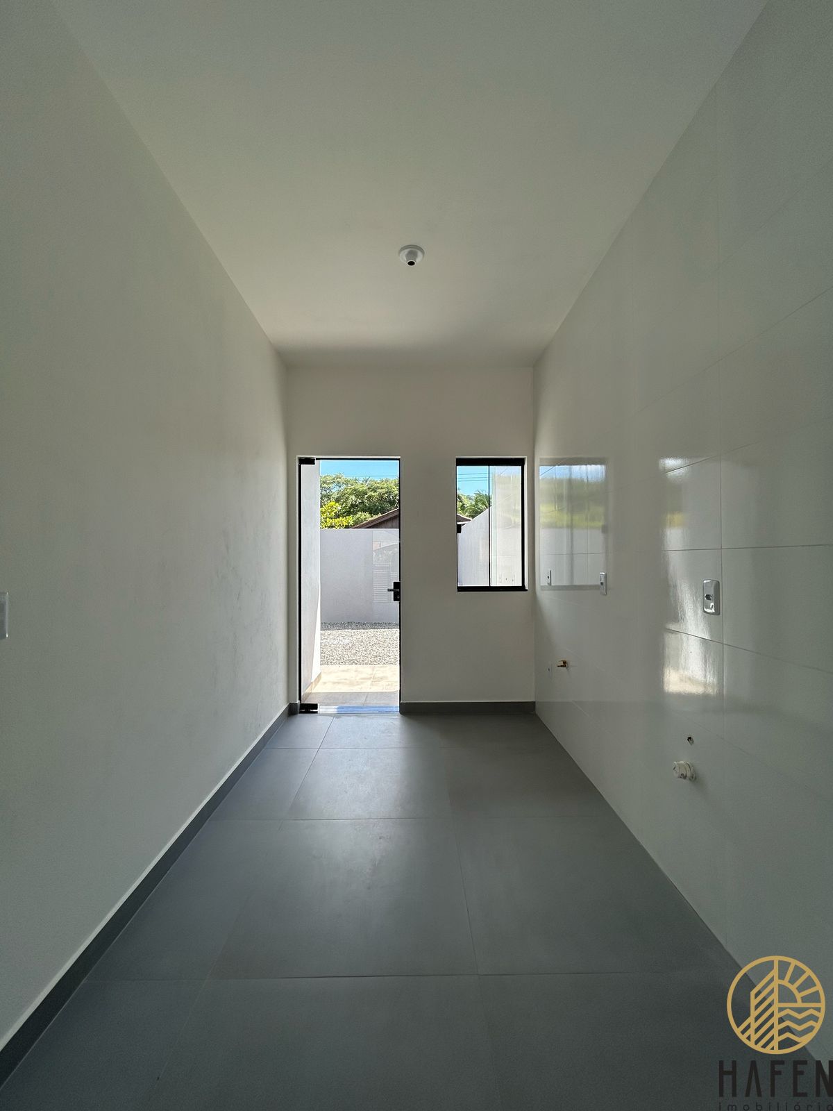 Casa à venda com 2 quartos, 62m² - Foto 5