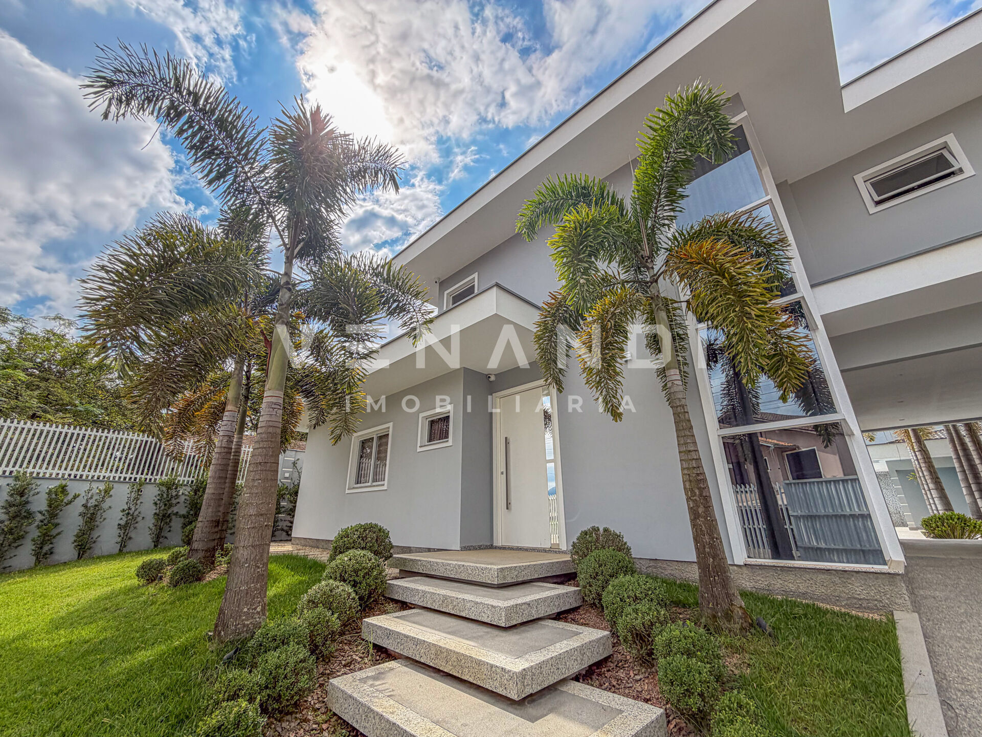 CASA DE ALTO PADRÃO | Bairro das Nações em Timbó - foto 1