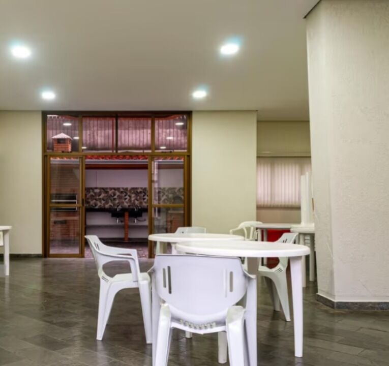 Apartamento para alugar com 3 quartos, 97m² - Foto 29
