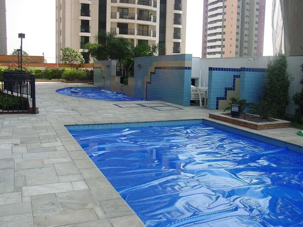 Apartamento para alugar com 3 quartos, 126m² - Foto 12