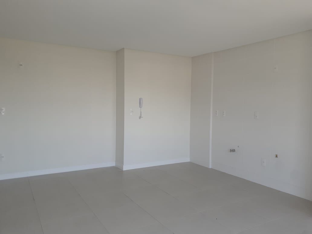 Apartamento à venda com 2 quartos, 80m² - Foto 4