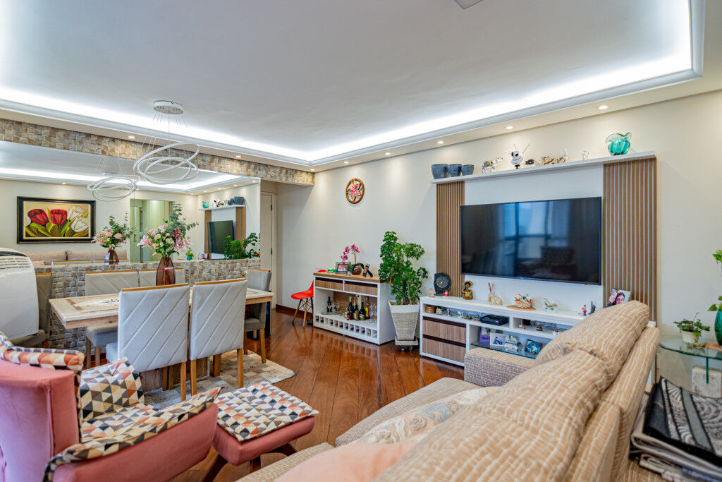 Apartamento para alugar com 3 quartos, 97m² - Foto 2