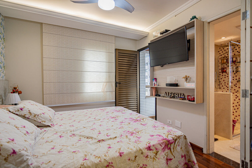 Apartamento para alugar com 3 quartos, 97m² - Foto 12