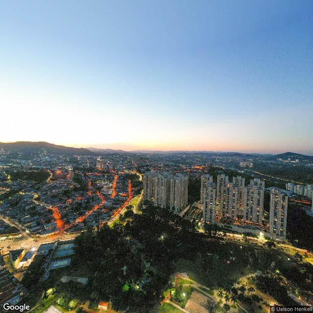 Imagem estática do "Street View" da localização