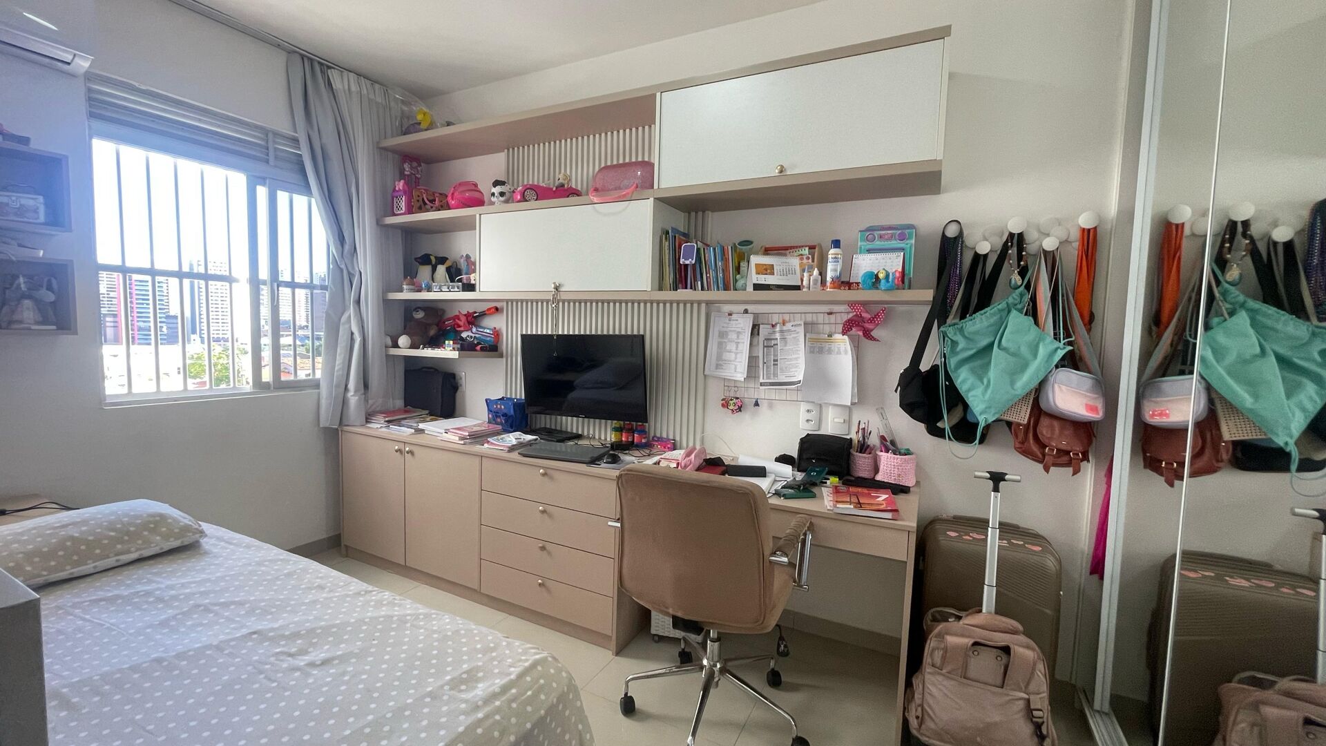 Apartamento à venda com 3 quartos, 127m² - Foto 9