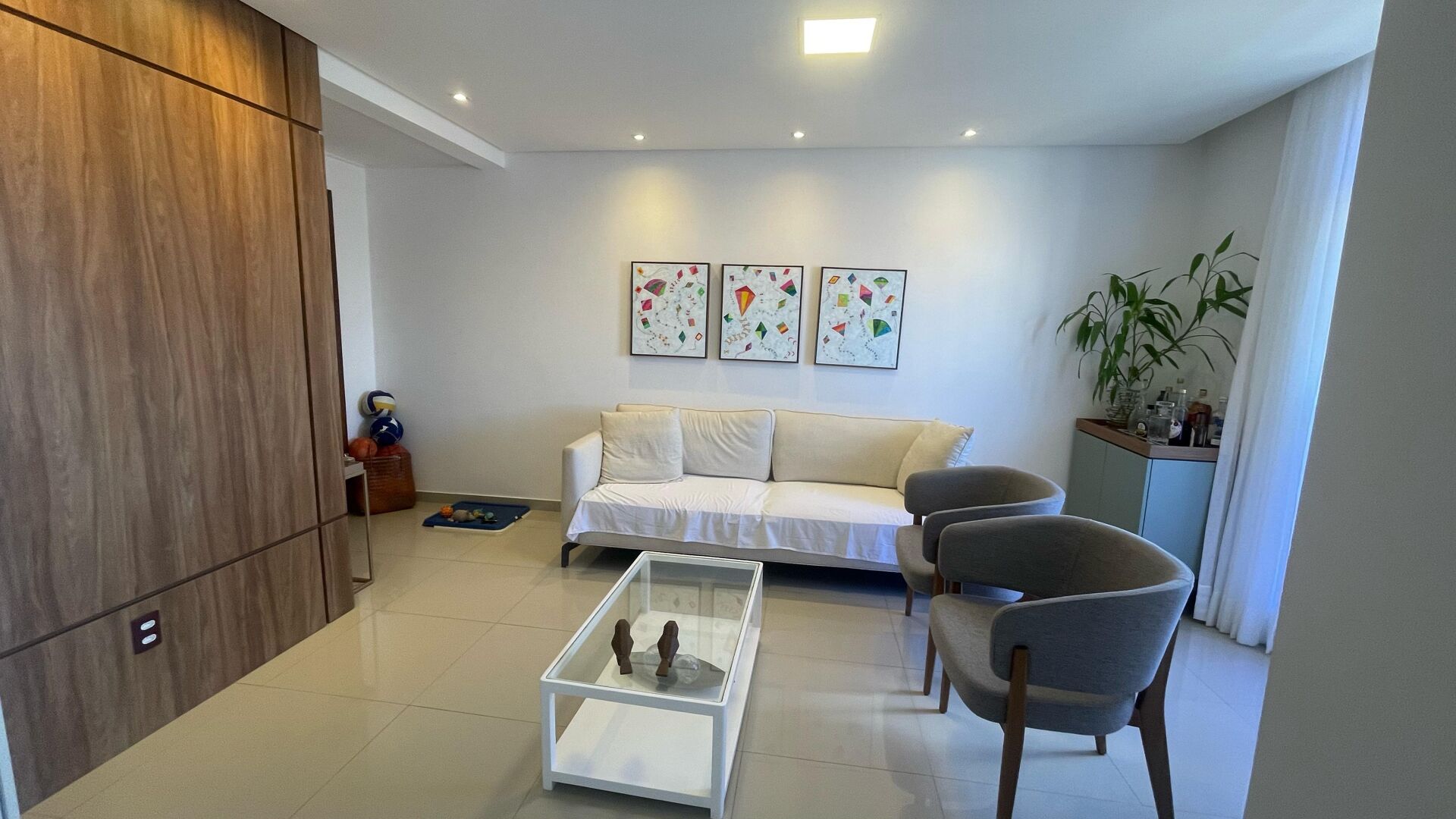 Apartamento à venda com 3 quartos, 127m² - Foto 4