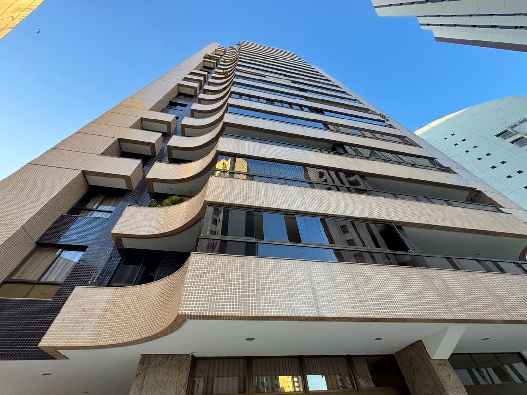 Apartamento à venda com 3 quartos, 158m² - Foto 15