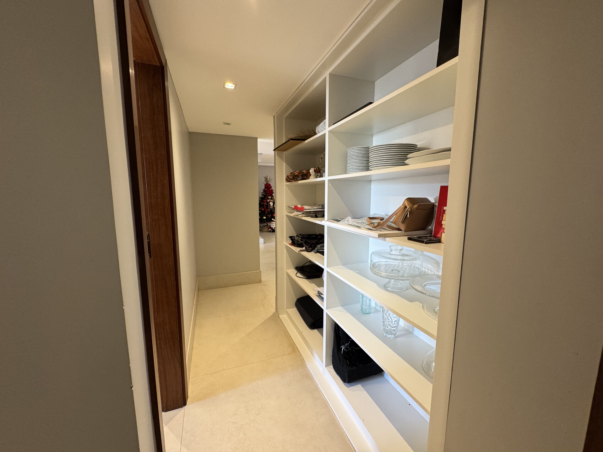 Apartamento à venda com 3 quartos, 158m² - Foto 13