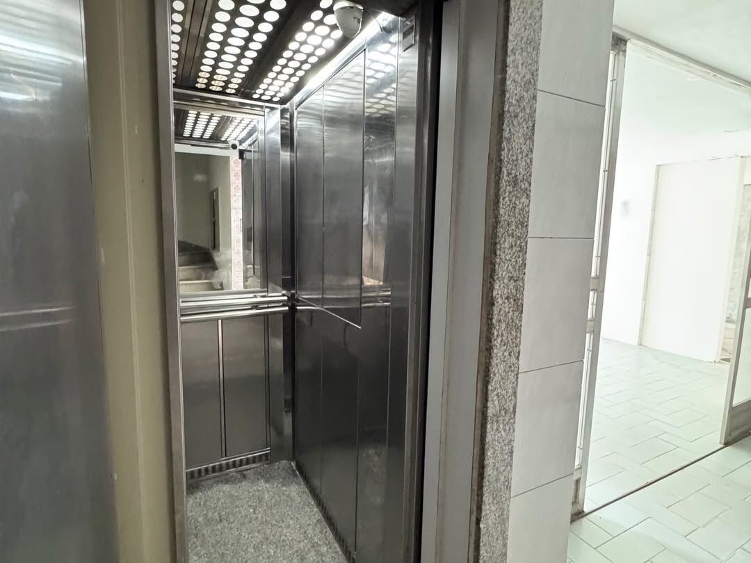 Apartamento à venda com 2 quartos, 63m² - Foto 30