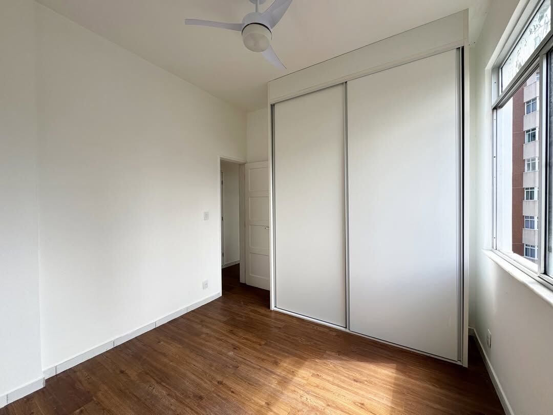 Apartamento à venda com 2 quartos, 63m² - Foto 10
