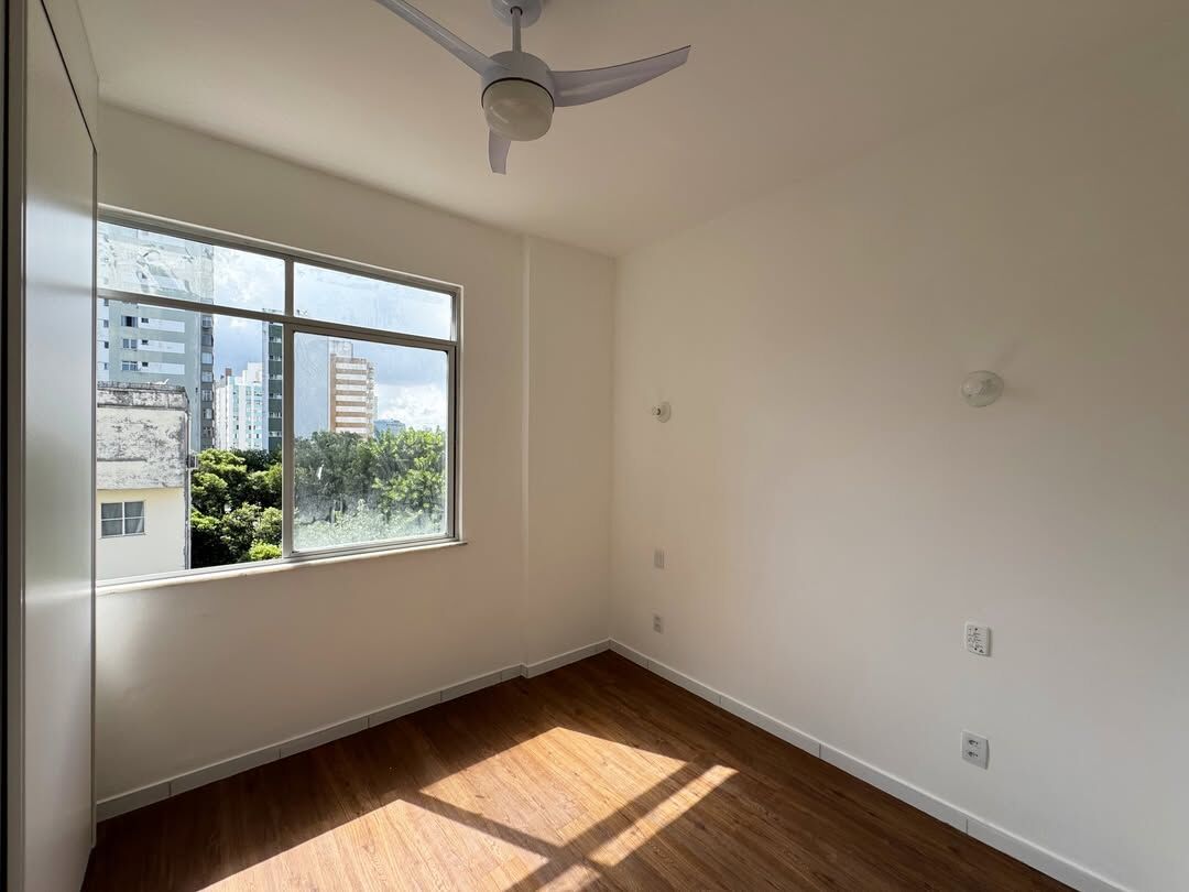 Apartamento à venda com 2 quartos, 63m² - Foto 11
