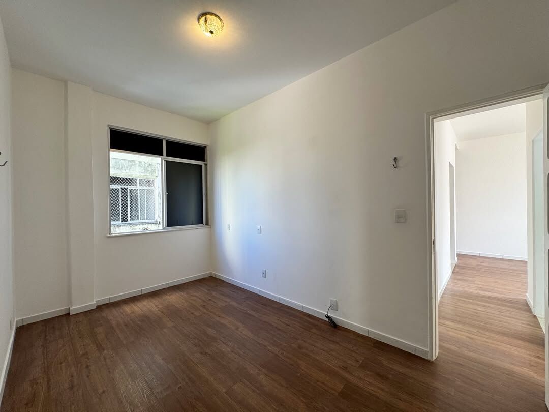 Apartamento à venda com 2 quartos, 63m² - Foto 14