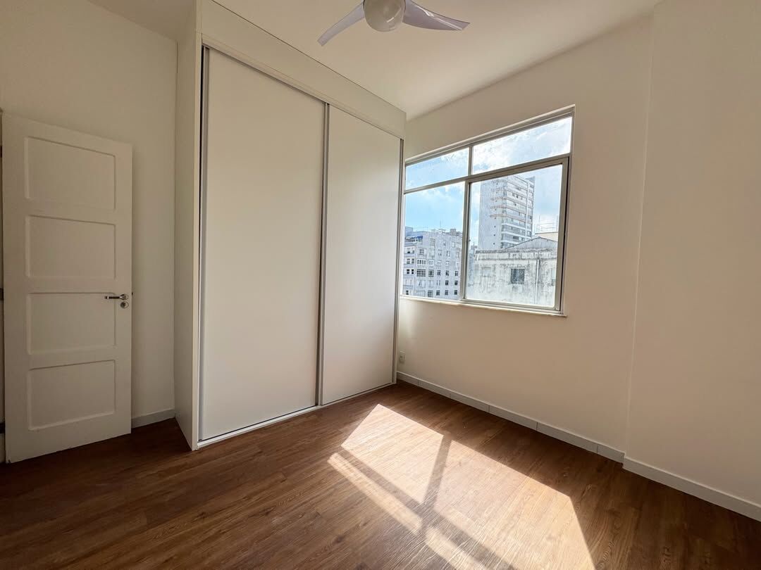 Apartamento à venda com 2 quartos, 63m² - Foto 8