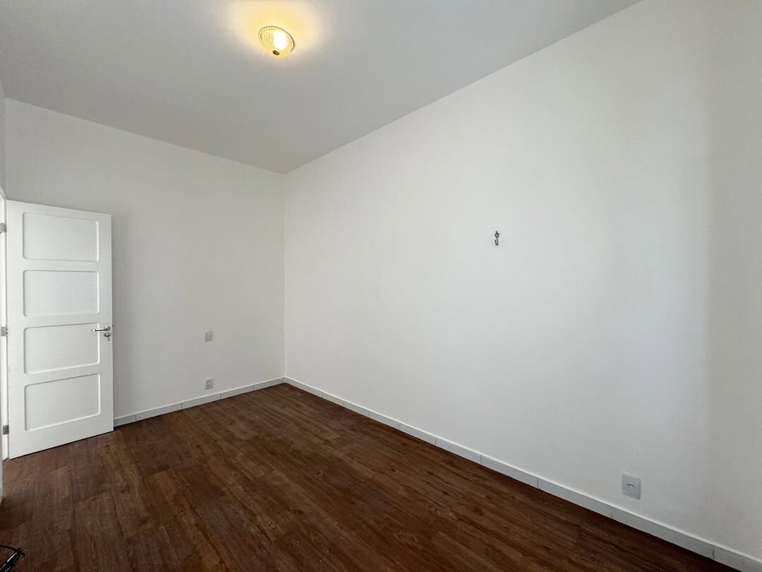 Apartamento à venda com 2 quartos, 63m² - Foto 16