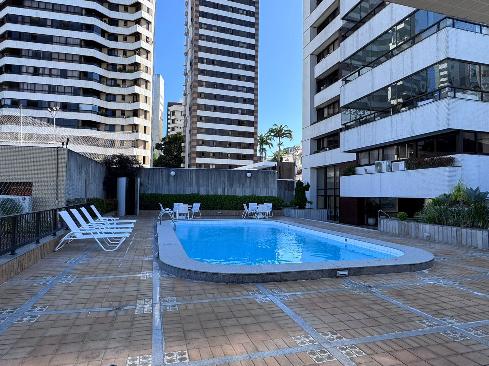 Apartamento à venda com 4 quartos, 240m² - Foto 22