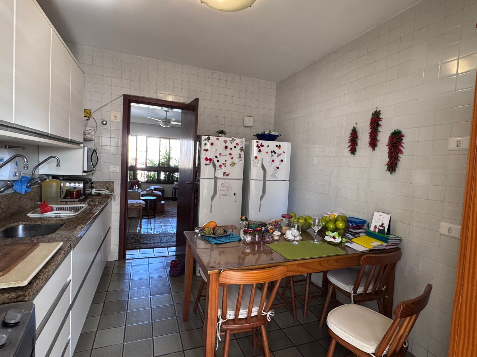 Apartamento à venda com 4 quartos, 240m² - Foto 17