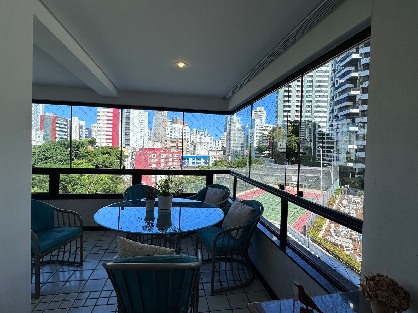 Apartamento à venda com 4 quartos, 240m² - Foto 8