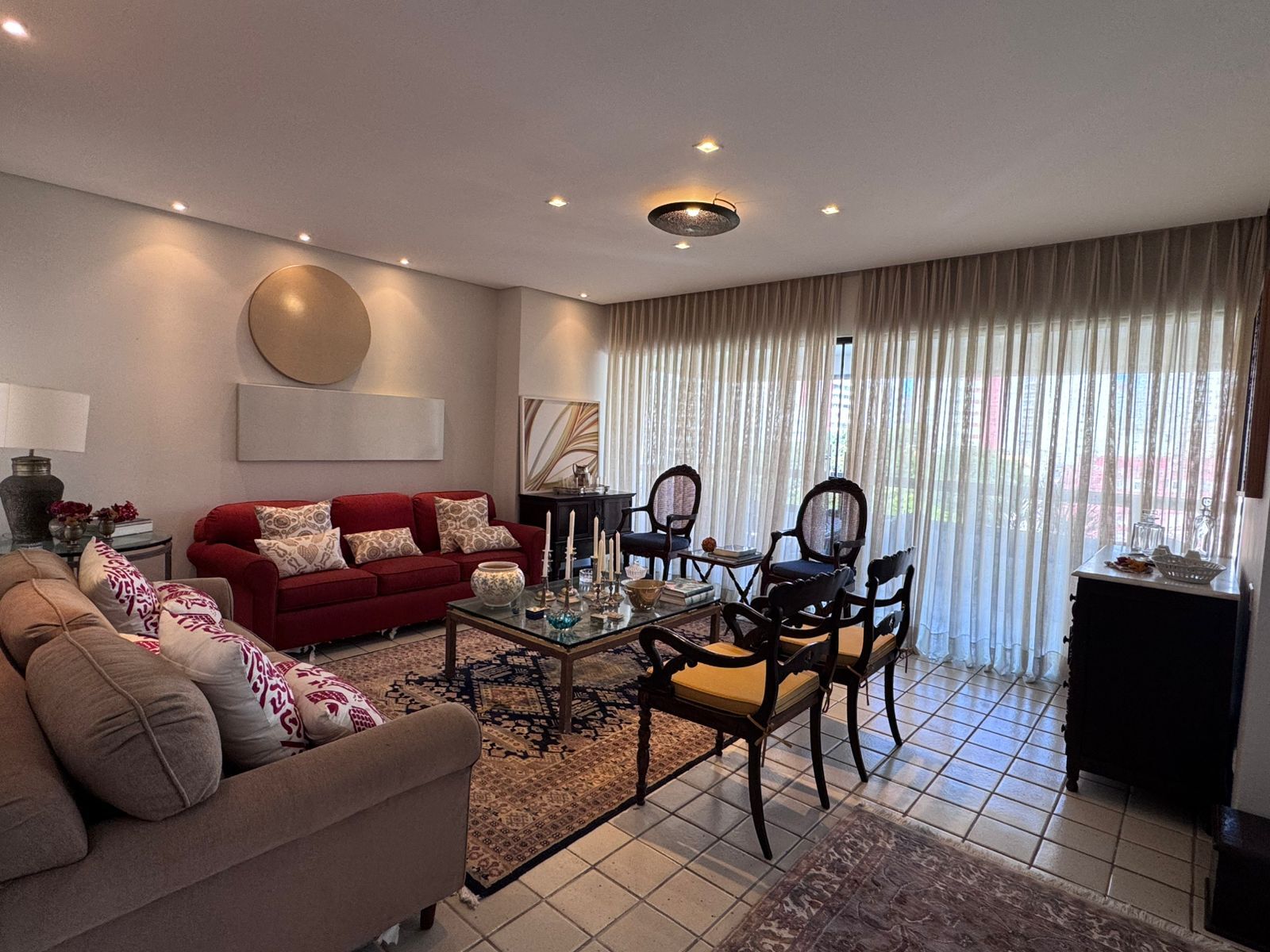 Apartamento à venda com 4 quartos, 240m² - Foto 4