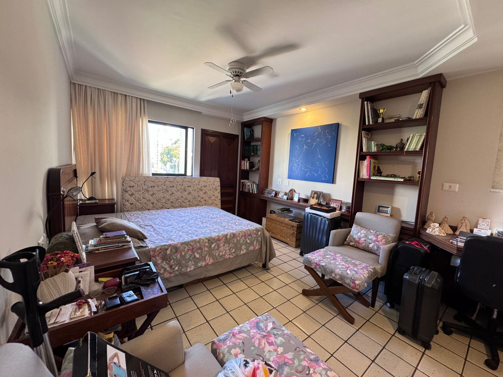 Apartamento à venda com 4 quartos, 240m² - Foto 11