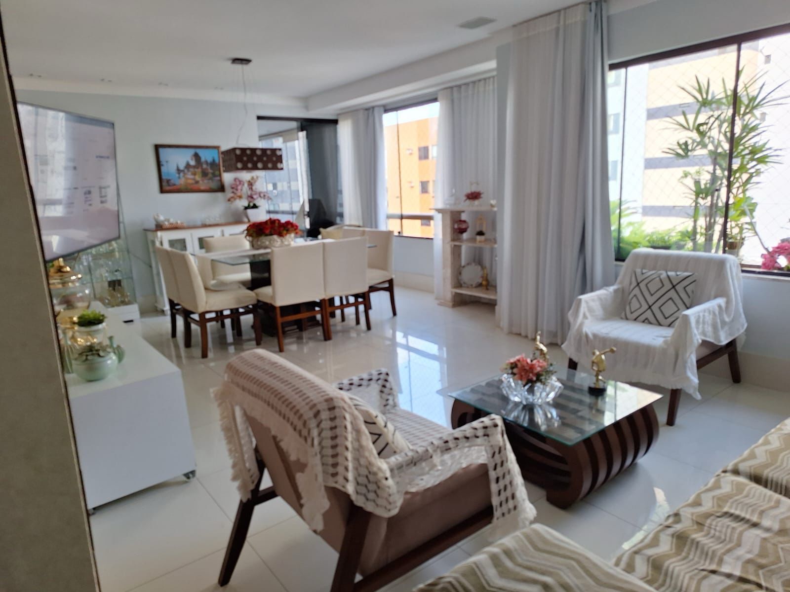 Apartamento à venda com 4 quartos, 130m² - Foto 1