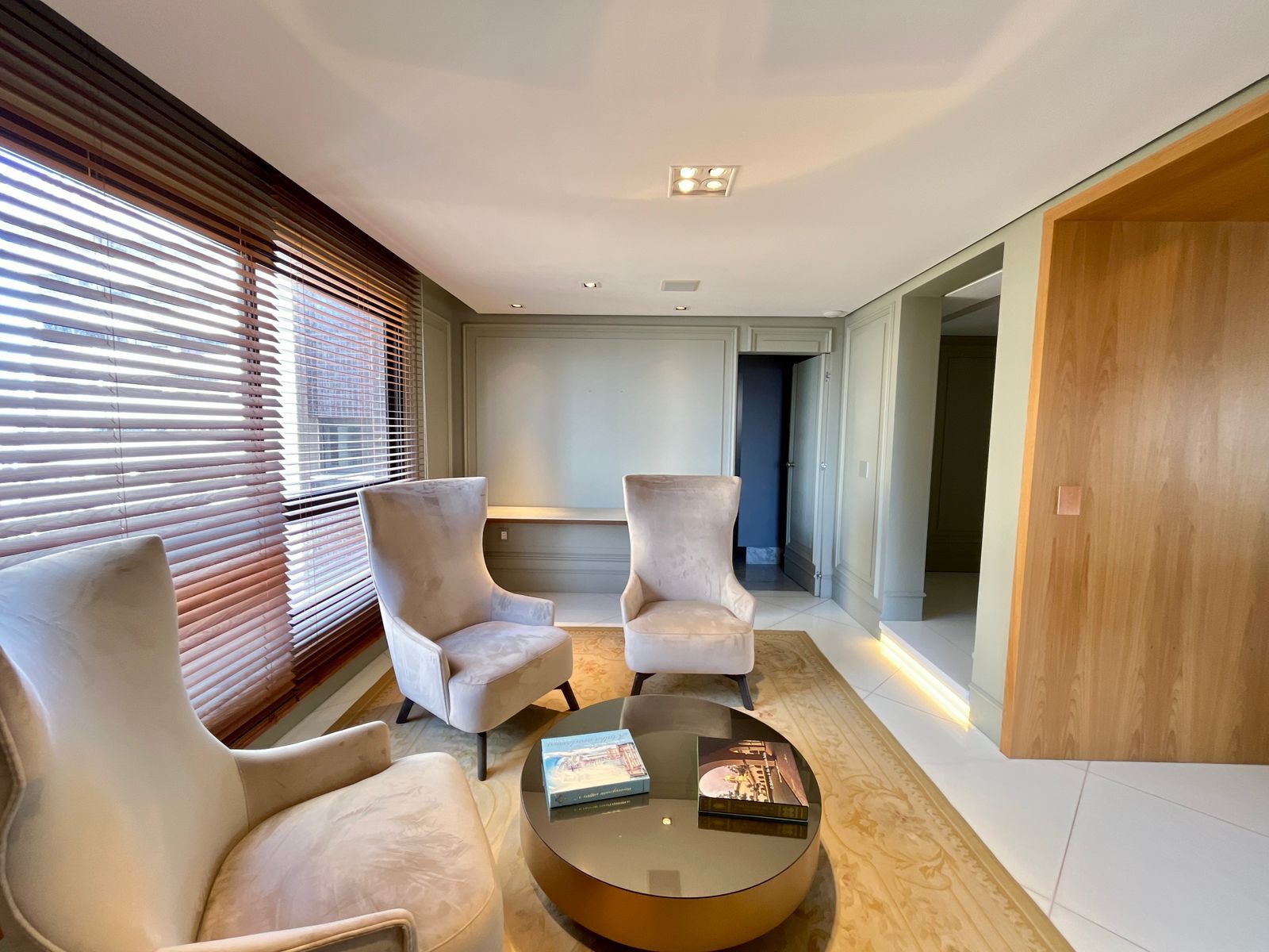 Apartamento, 3 quartos, 281 m² - Foto 7