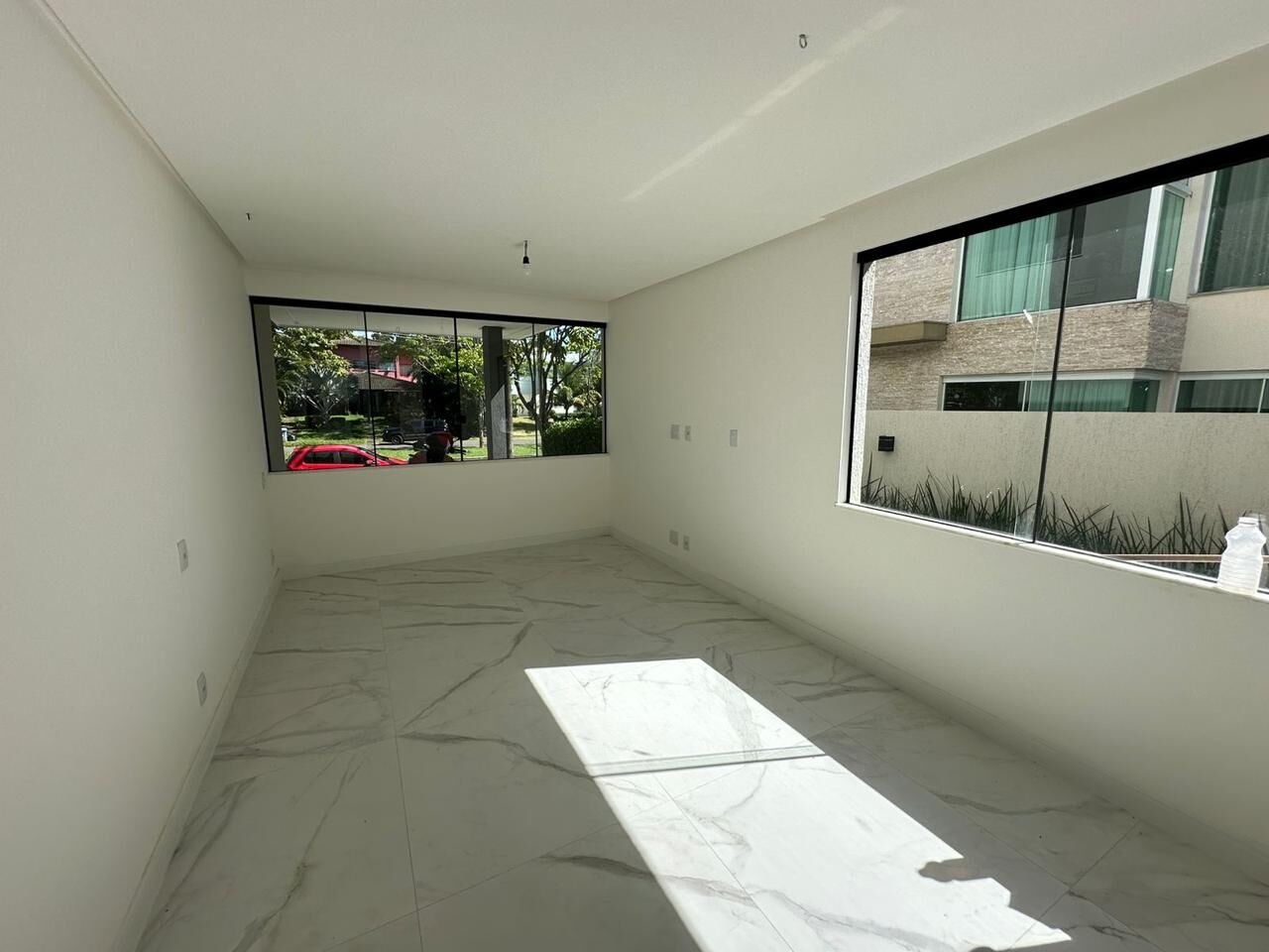 Casa à venda com 4 quartos, 345m² - Foto 14