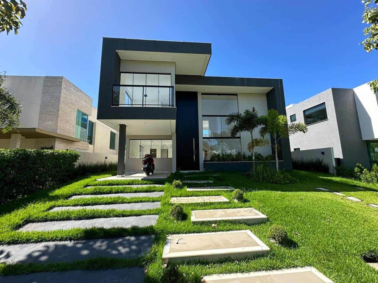 Casa à venda com 4 quartos, 345m² - Foto 3