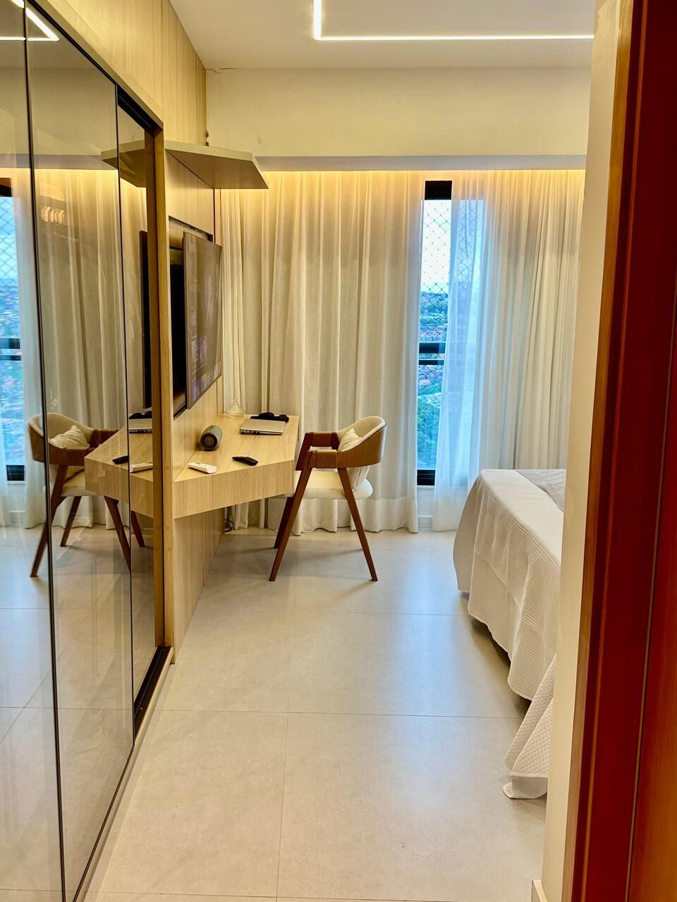Apartamento à venda com 3 quartos, 97m² - Foto 17