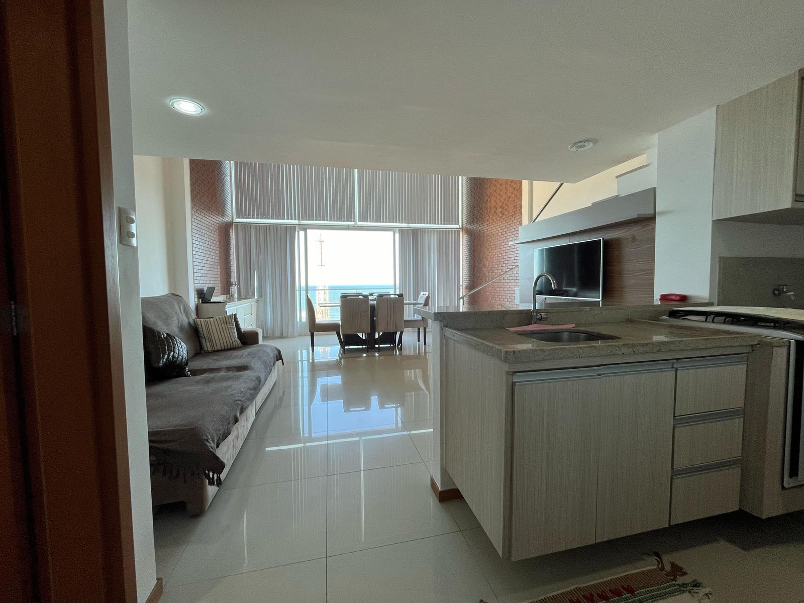 Apartamento à venda com 1 quarto, 66m² - Foto 3