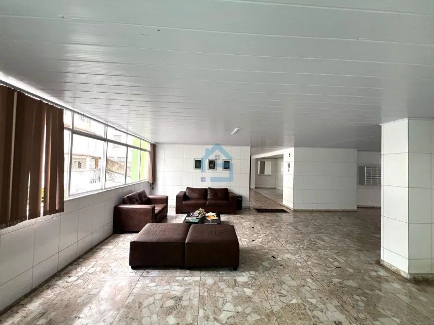 Apartamento à venda com 2 quartos, 70m² - Foto 10