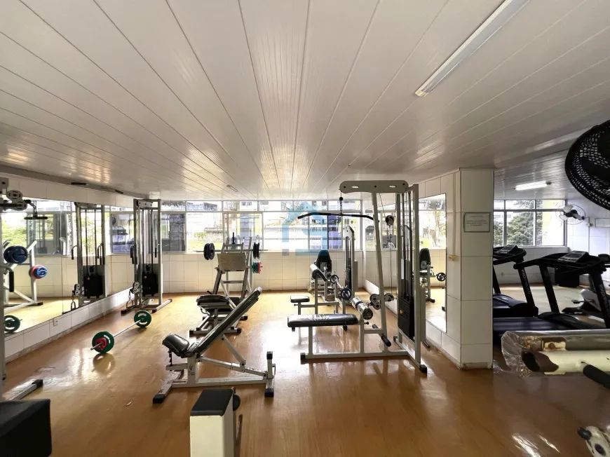 Apartamento à venda com 2 quartos, 70m² - Foto 16