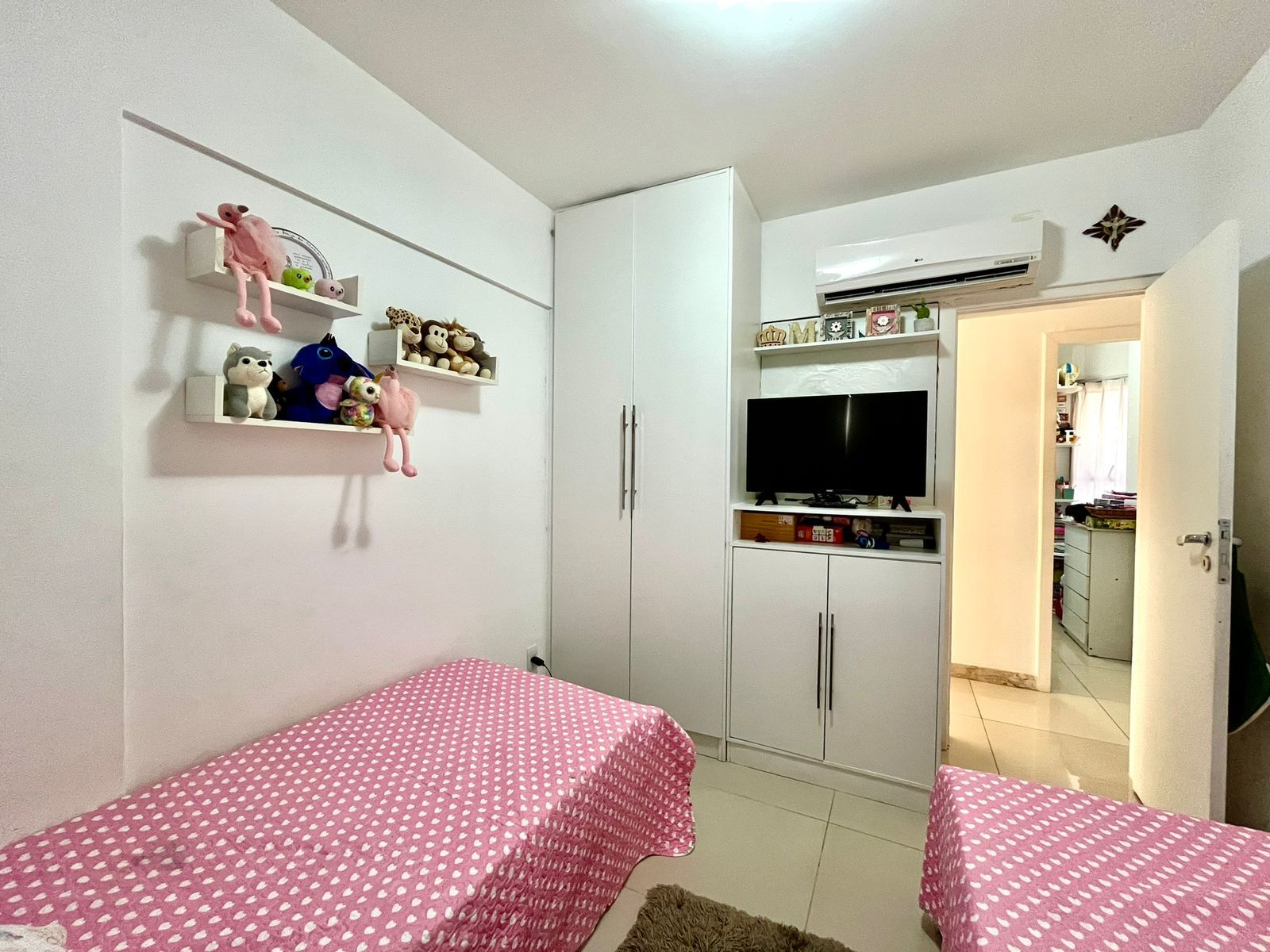 Apartamento à venda com 2 quartos, 80m² - Foto 11