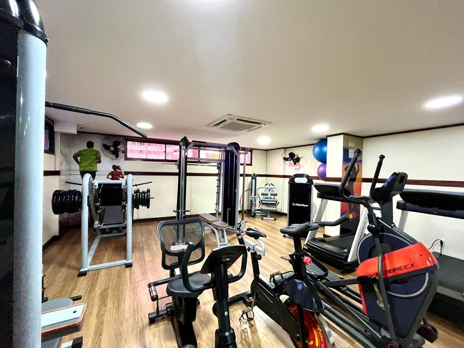 Apartamento à venda com 2 quartos, 80m² - Foto 22