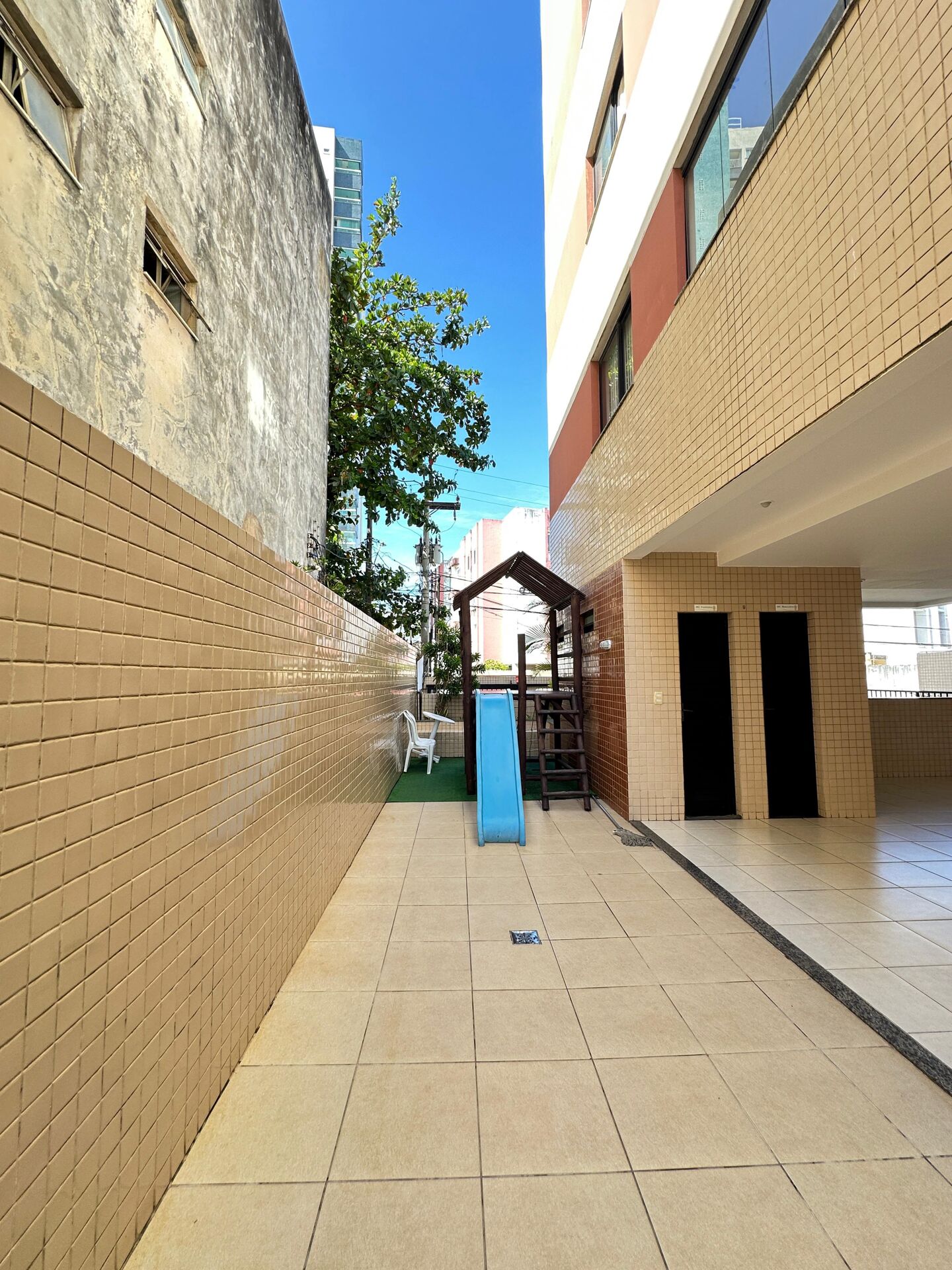 Apartamento à venda com 1 quarto, 52m² - Foto 17