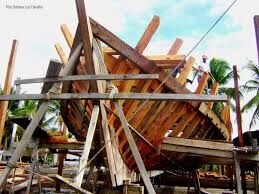 Construção de Escunas Artesanais em Cajaíba: Tradição Viva na Baía de Camamu, Bahia