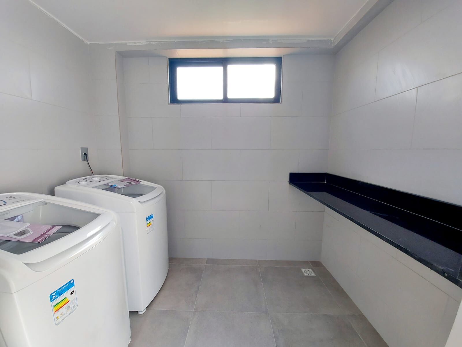 Apartamento à venda com 2 quartos, 70m² - Foto 46